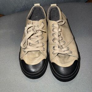 Zara Beige and Black Men's Sneakers